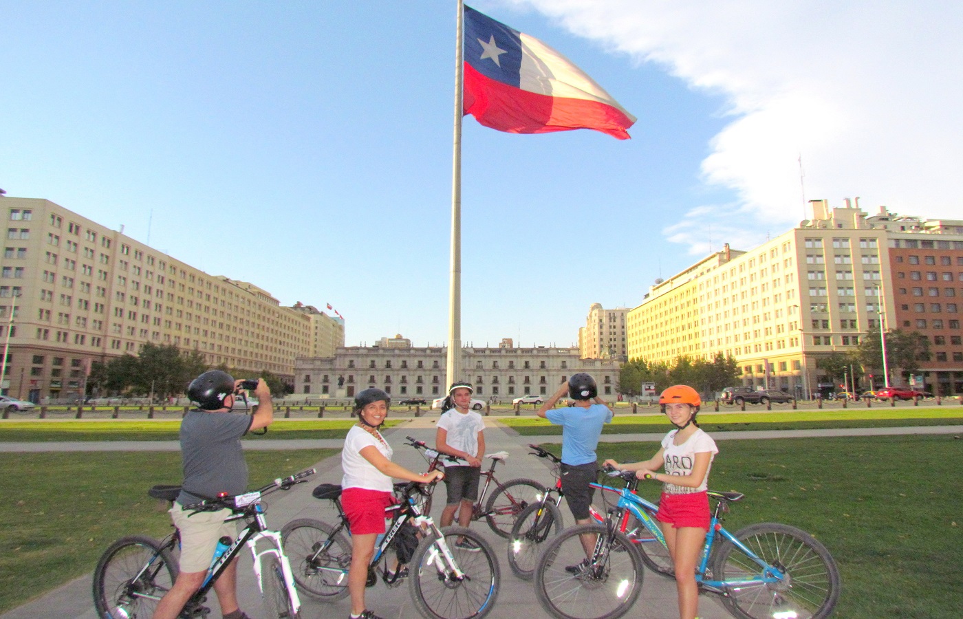 Cultural Santiago Center Bike Tour - Saturdays & Sundays 🕙9.30 am