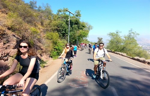 Tour en bicicleta Santiago cerro san cristobal