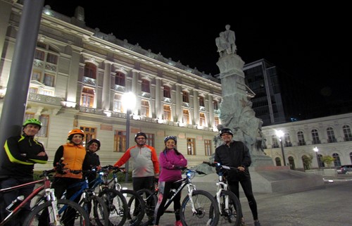 City Bike Tour by night Santiago - Huaso Tours