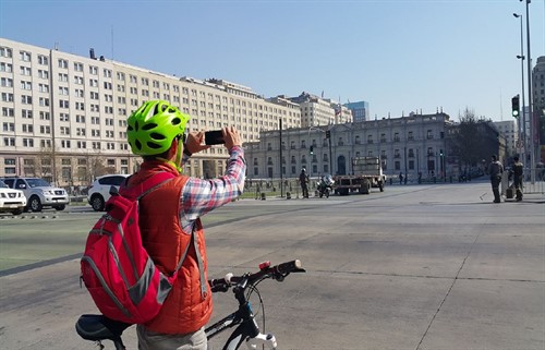 Bike Tour Santiago - La Moneda Palace